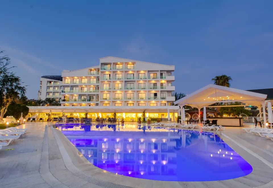 Falcon Hotel, Antalya