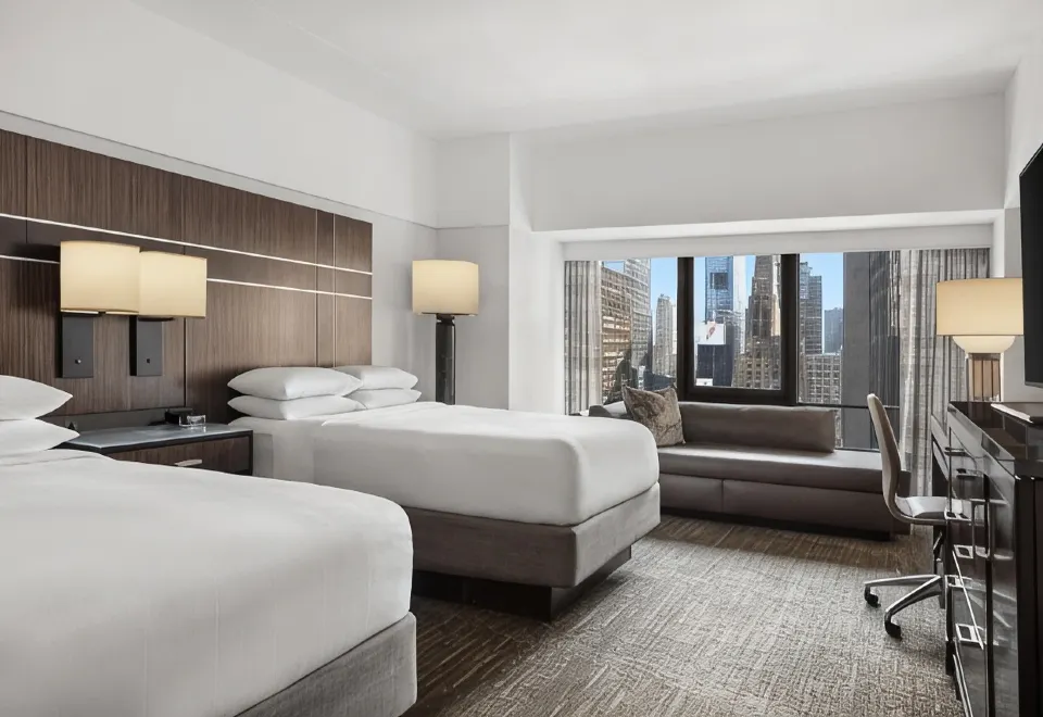 New York Marriott Marquis, New York