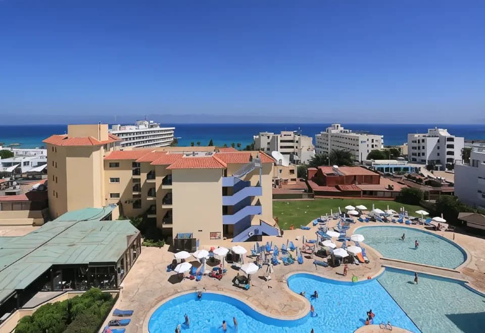 Vangelis Hotel & Suites, Protaras